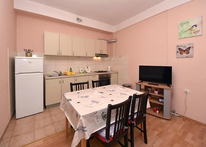 Meri- Near The Main Bus Station アパート ザダル